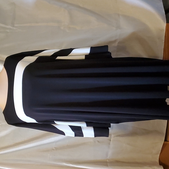 Nina Leonard Dresses & Skirts - Cocktail dress